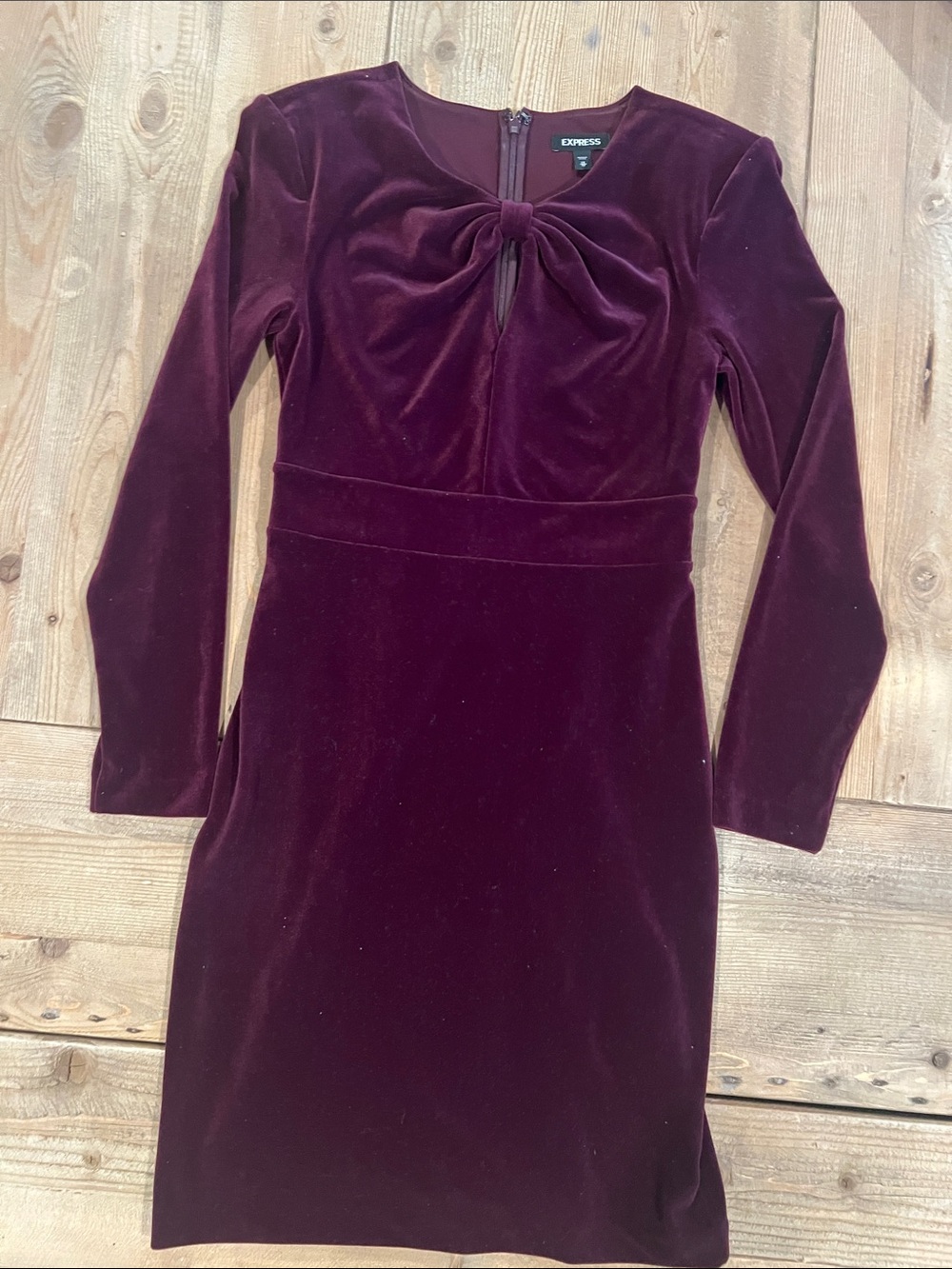 Express Long-Sleeve Velvet Twist-Front Dress in Deep Plum XS